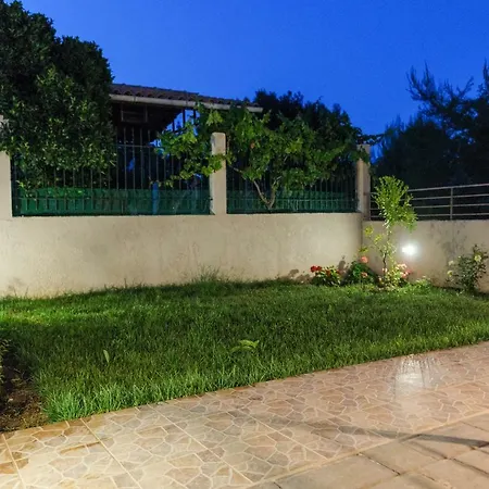 Artemissoula Holiday home